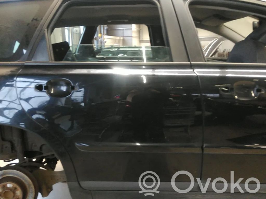Volvo V50 Puerta trasera 