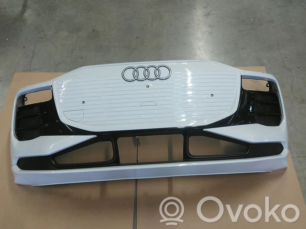 Audi Q6 e-tron Priekinis bamperis 