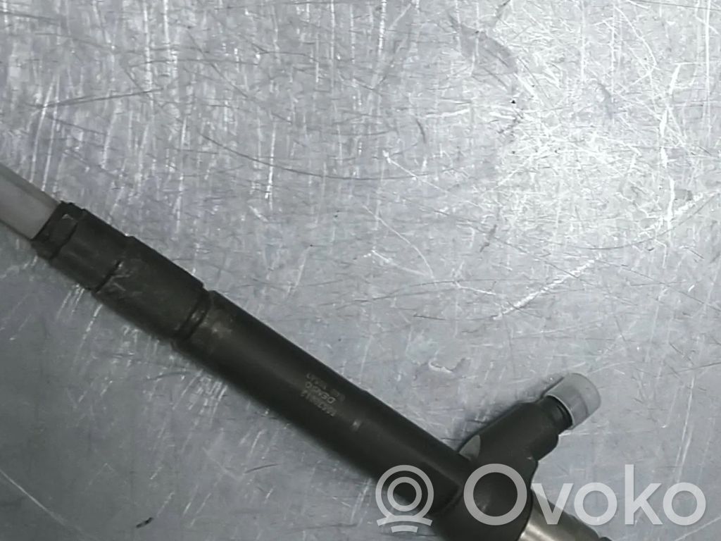 Opel Zafira C Fuel injector 