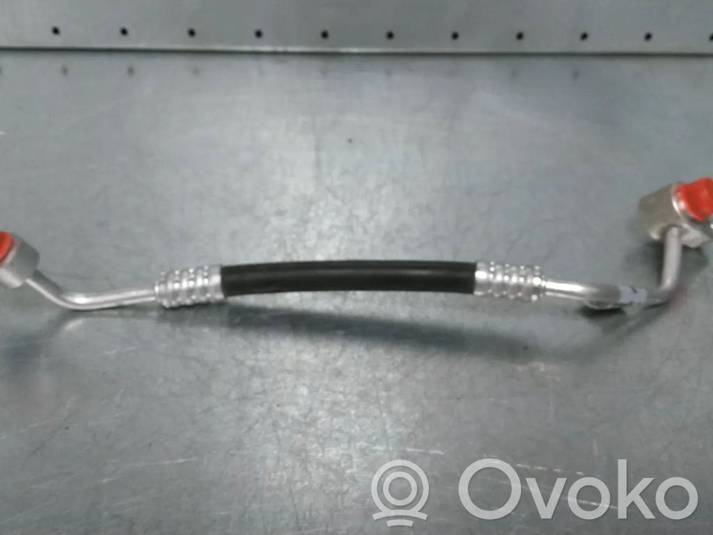 Ilmastointilaitteen putki (A/C)   4KE816704F