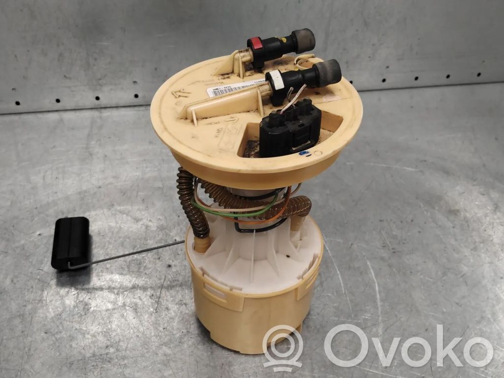 Volvo V50 Bomba interna de combustible 