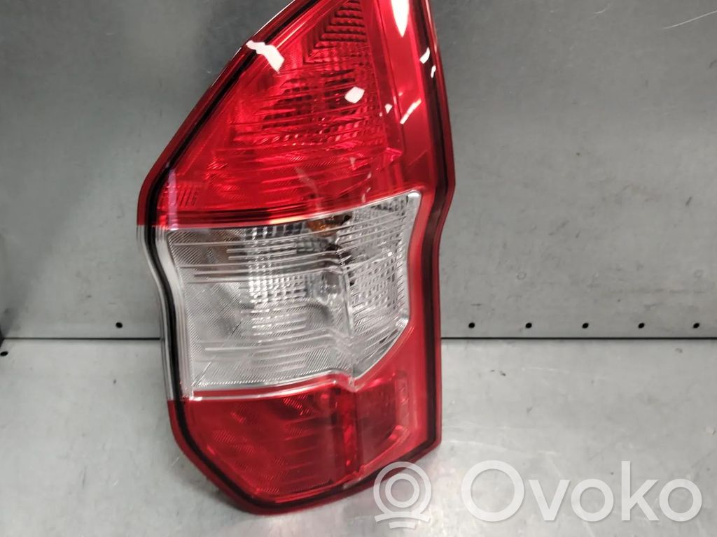 Ford Transit Courier Luci posteriori 