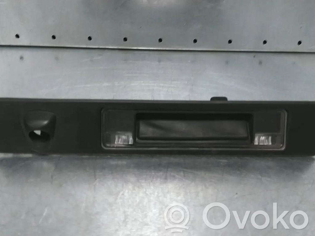 Tailgate release/open handle   32394646