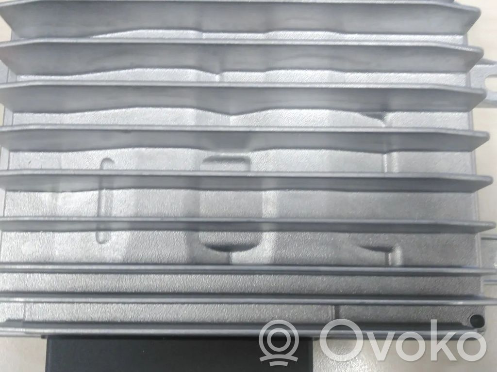 Vahvistin   8Y0035465A,8Y0035465