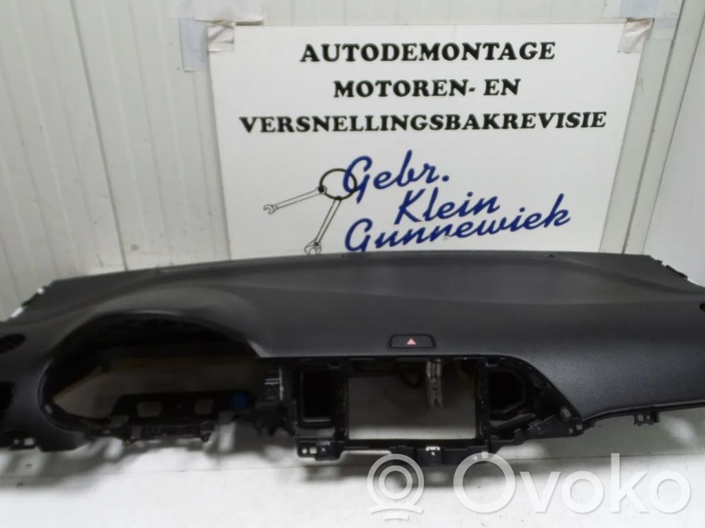 KIA Picanto Panelis 