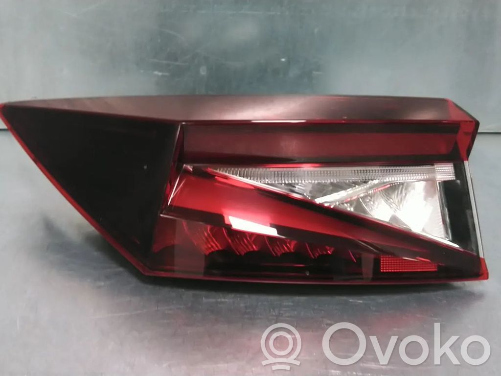 Skoda Enyaq iV Lampa tylna 