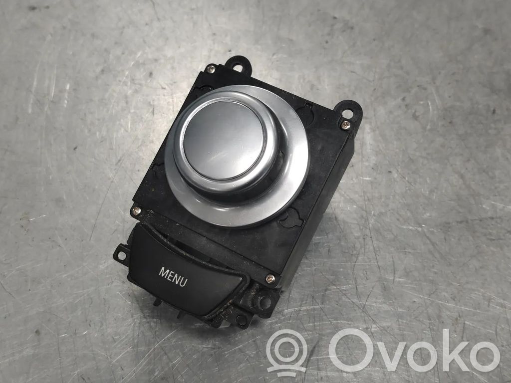 BMW X5 E70 Cita veida salona detaļa 
