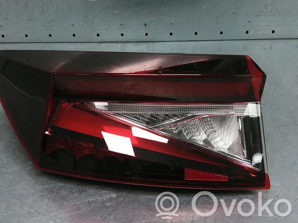 Skoda Enyaq iV Lampa tylna 