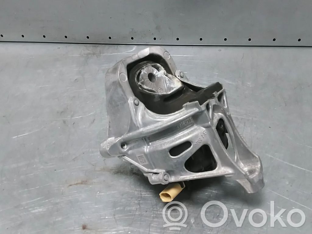 Audi A5 Engine mount bracket 