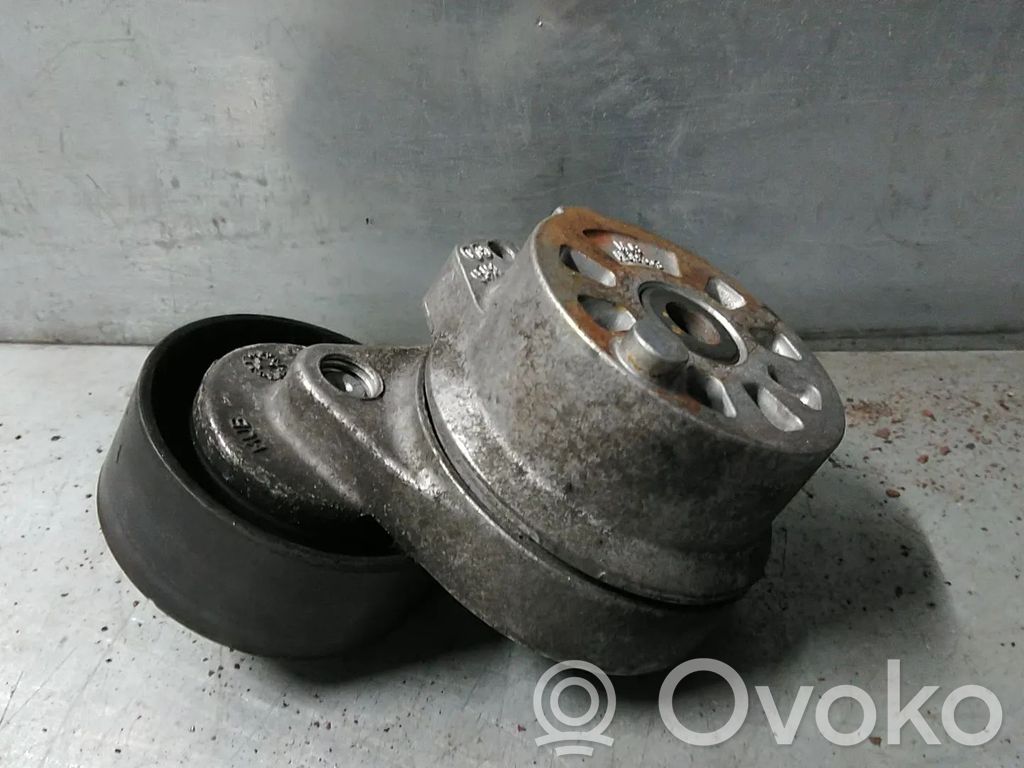 Opel Corsa C Kita variklio skyriaus detalė 