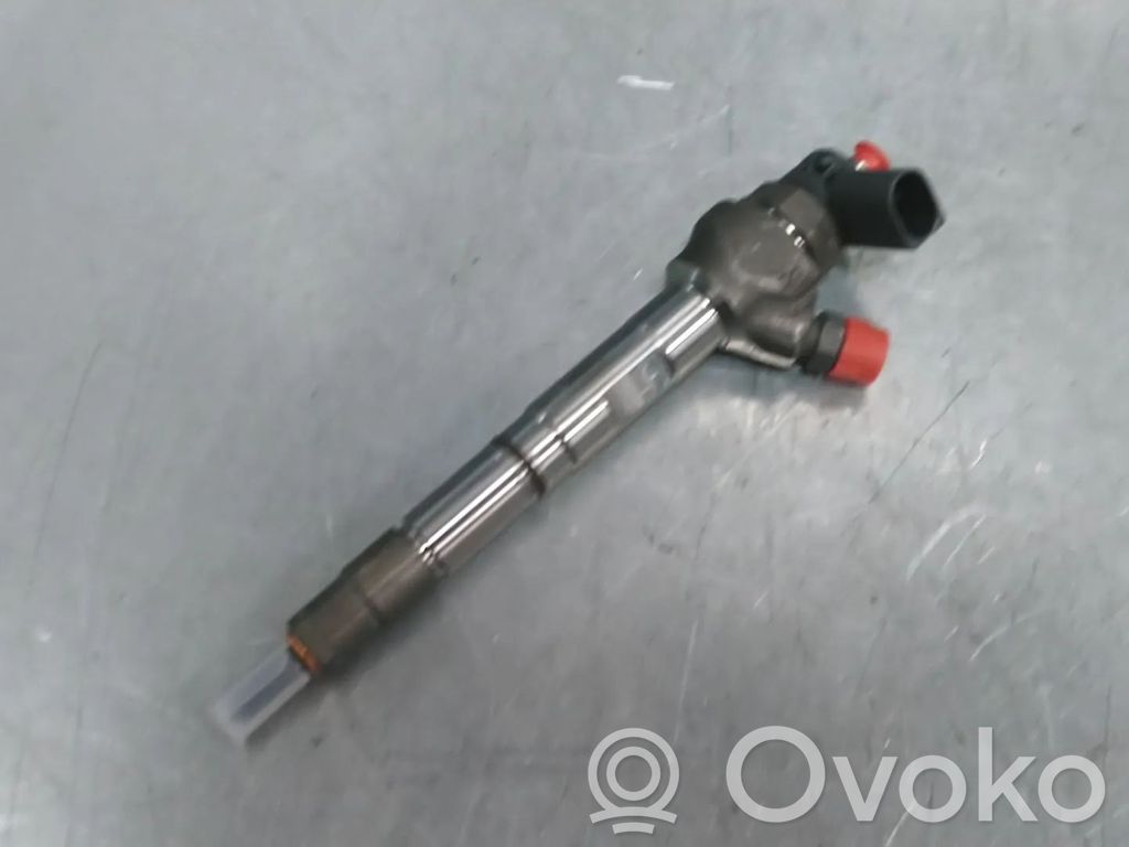 Volkswagen Golf VII Injector combustibil 