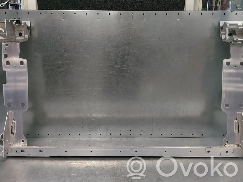 Audi A8 S8 D5 Radiatorių panelė 