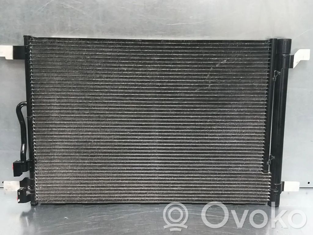 Audi Q3 F3 Skraplacz / Chłodnica klimatyzacji 