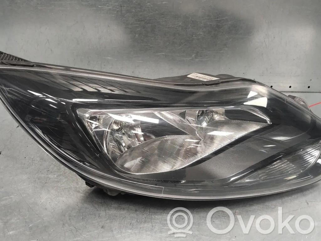 Ford Focus Priekšējais lukturis 