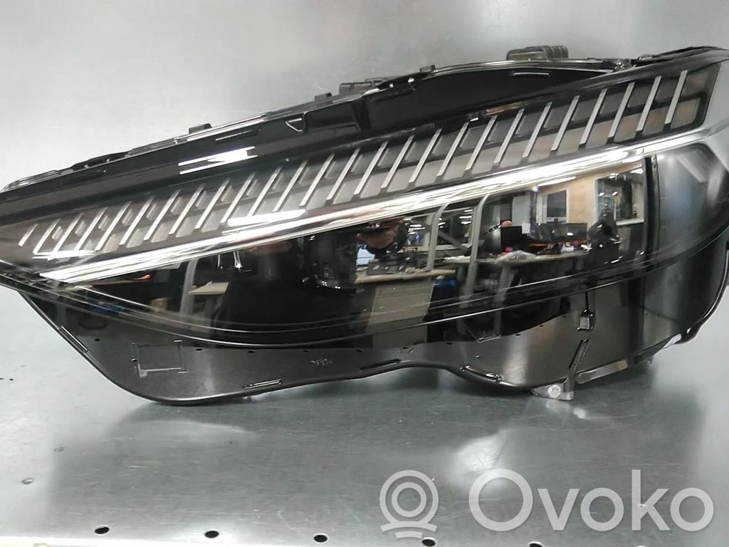 Audi A5 Phare frontale 