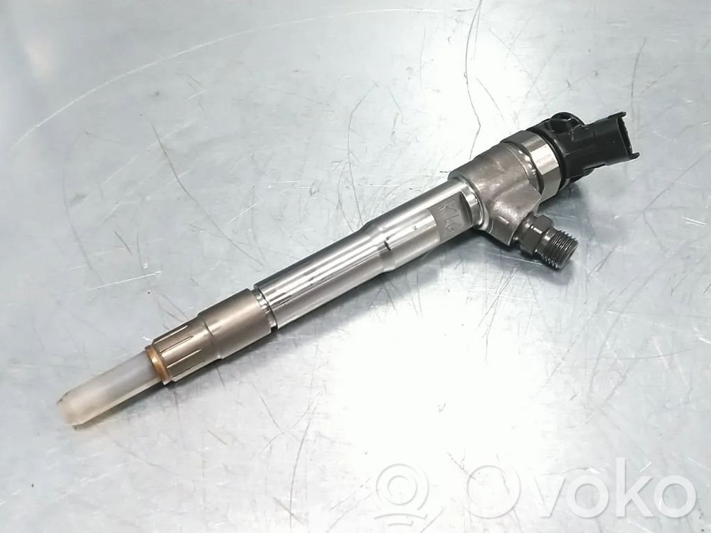 Renault Trafic III (X82) Fuel injector 