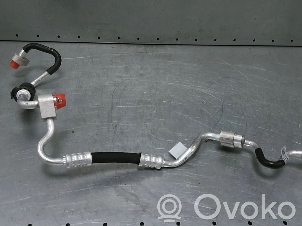 Ilmastointilaitteen putki (A/C)   4KE816706C