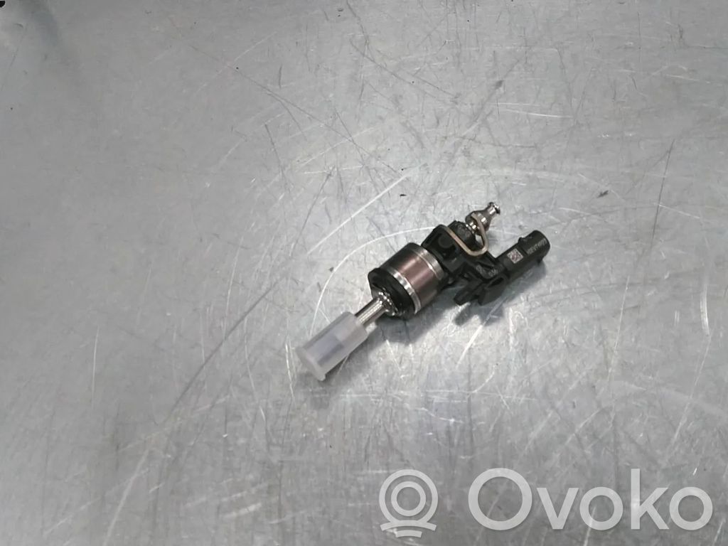 Volkswagen Golf VIII Inyector de combustible 