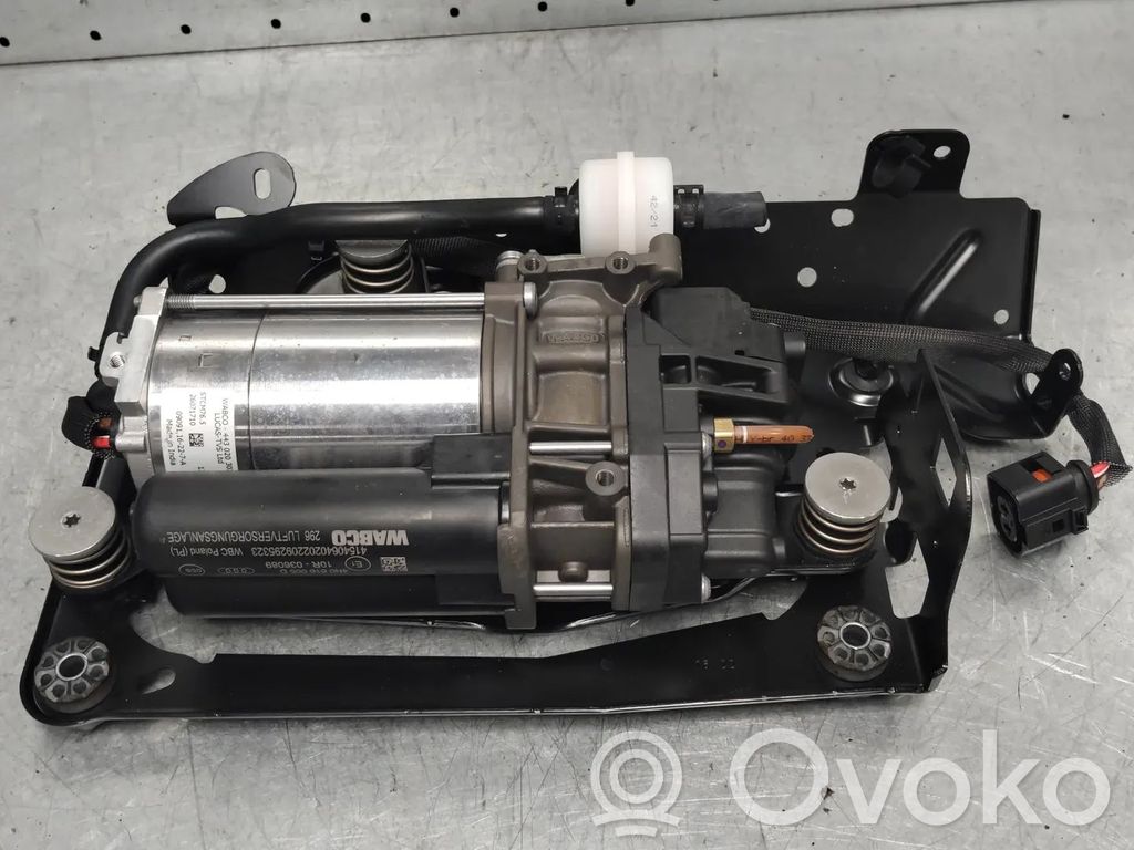 Audi A8 S8 D5 Compresseur à suspension pneumatique 