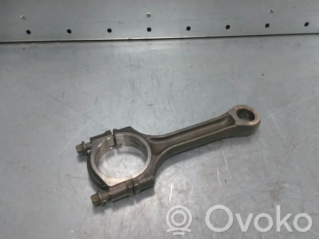 Opel Astra J Connecting rod/conrod 
