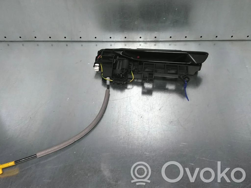 Audi A5 Osłona klamki drzwi przednich 