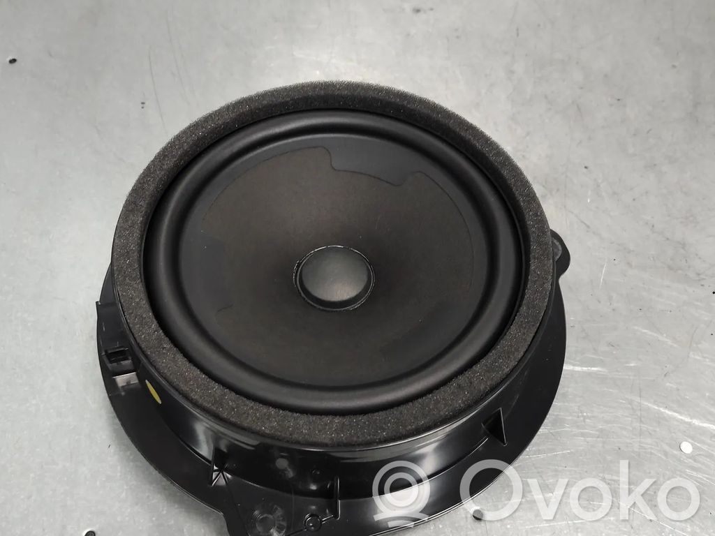 Audi A5 Lautsprecher Tür vorne 
