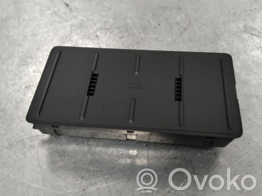 Audi A5 Wireless charging module 
