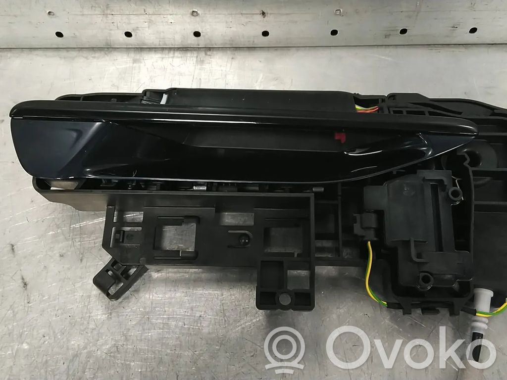Audi A5 Tapa manecilla puerta delantera 