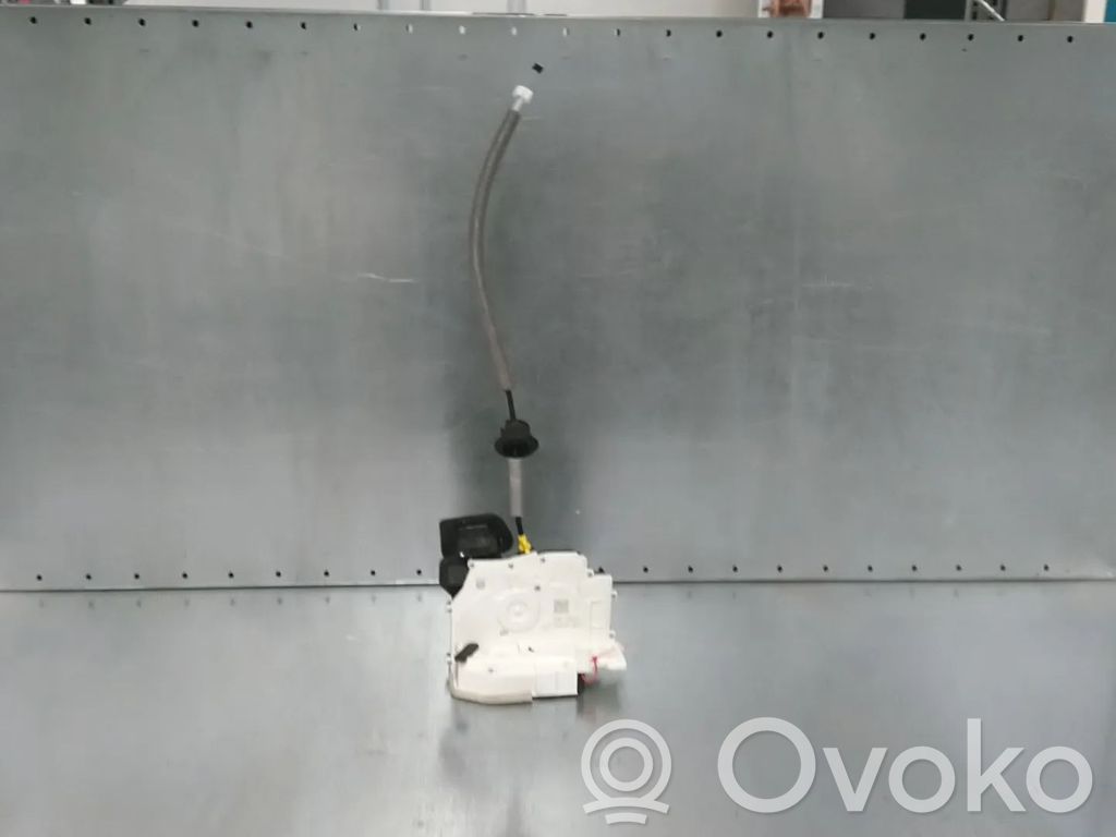 Audi A5 Front door lock 