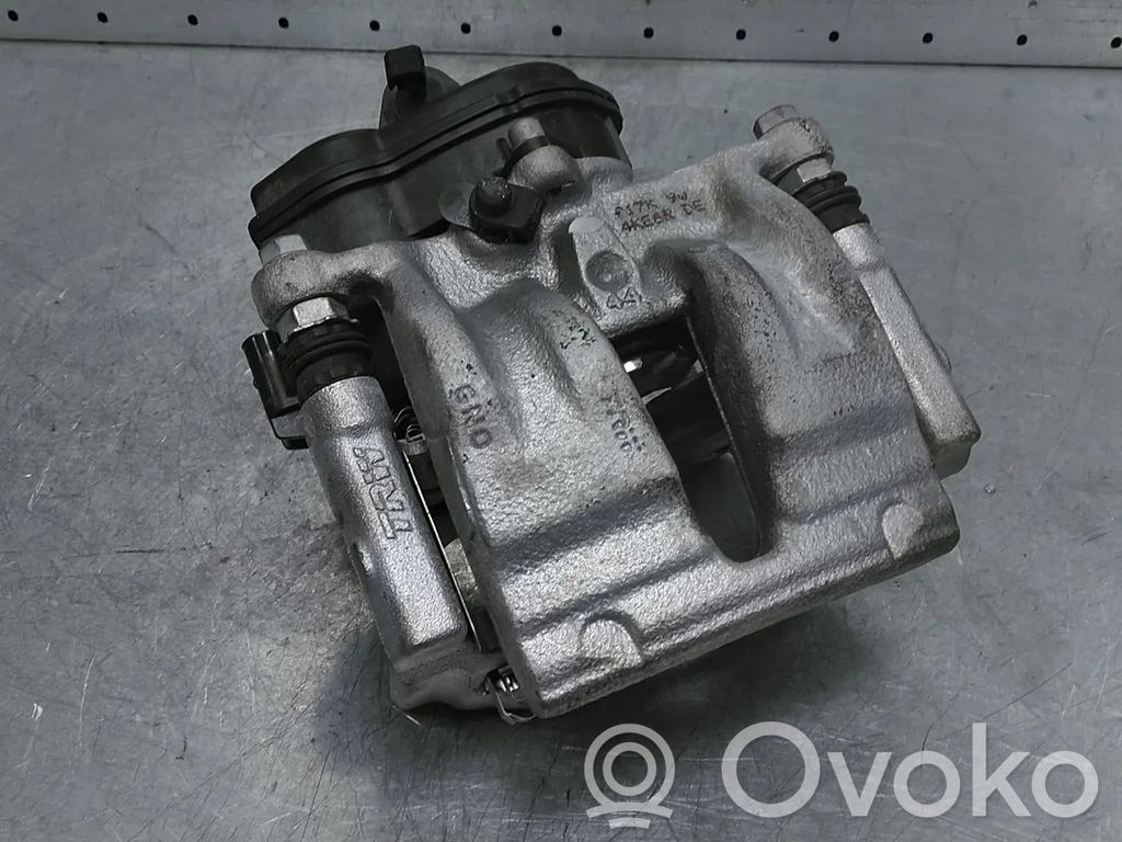 Audi e-tron Задний суппорт 