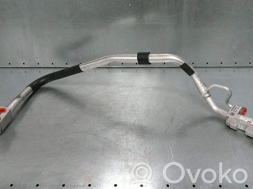 Audi e-tron Ilmastointilaitteen putki (A/C) 