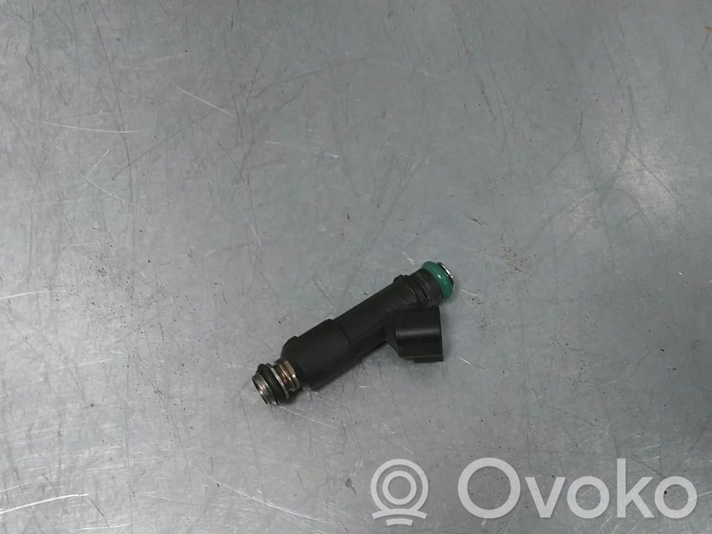 Inyector de combustible   12655674,821079,B10XE