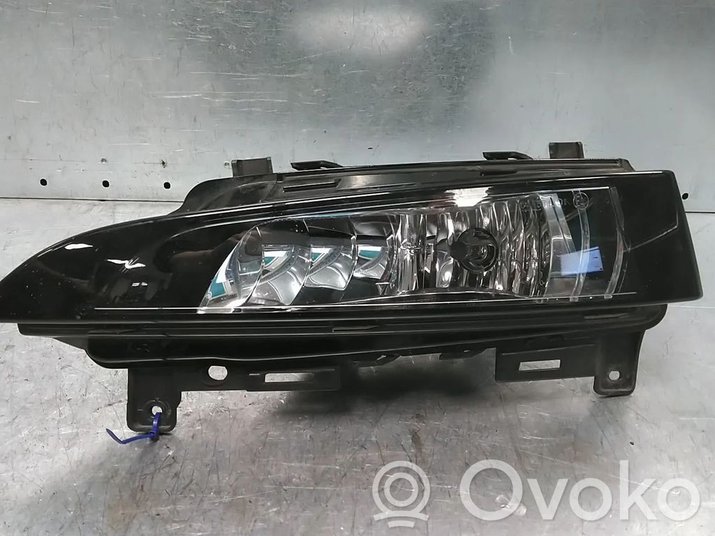 Skoda Scala Etusumuvalo 
