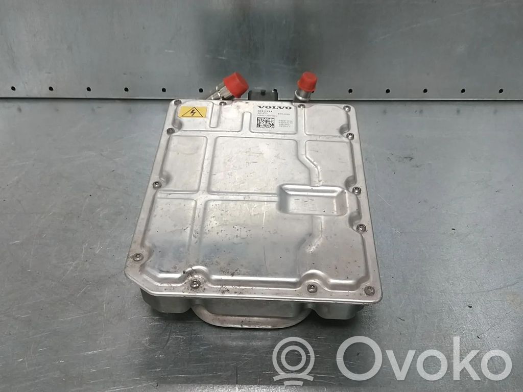 Volvo XC40 Battery charger (optional) 