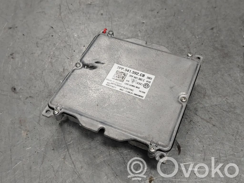 Audi Q7 4M Light module LCM 