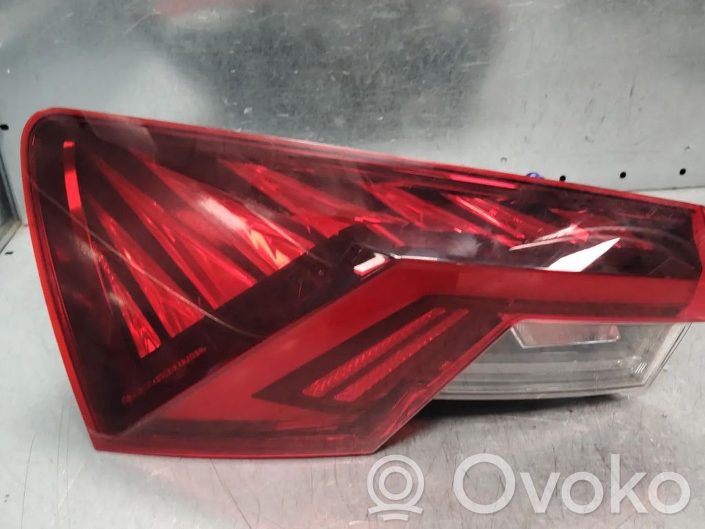 Skoda Octavia Mk4 Luci posteriori