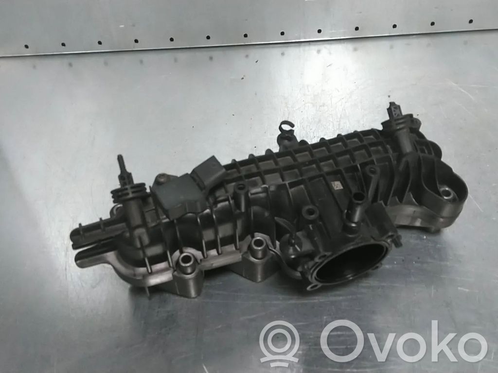 Volvo XC40 Colector de admisión 