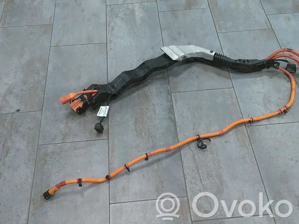 Volvo XC40 Kabel wysokiego napięcia 