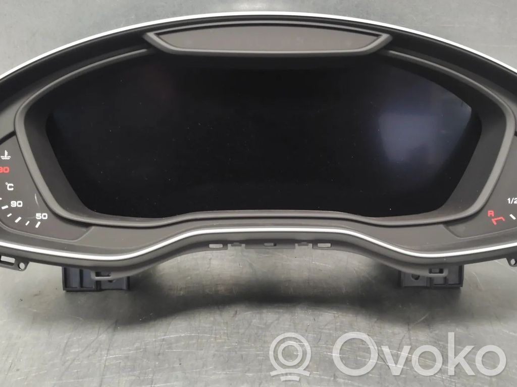 Audi A5 Vitezometru (grup de instrumente) 