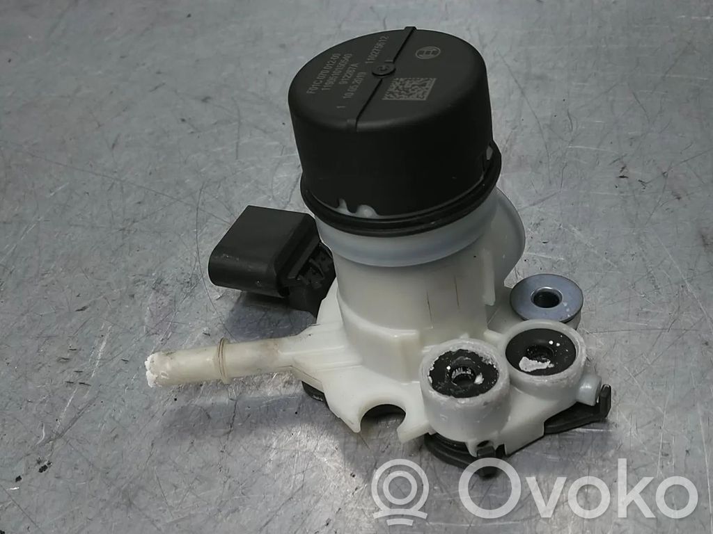 Skoda Superb B8 (3V) Adblue pumppu 