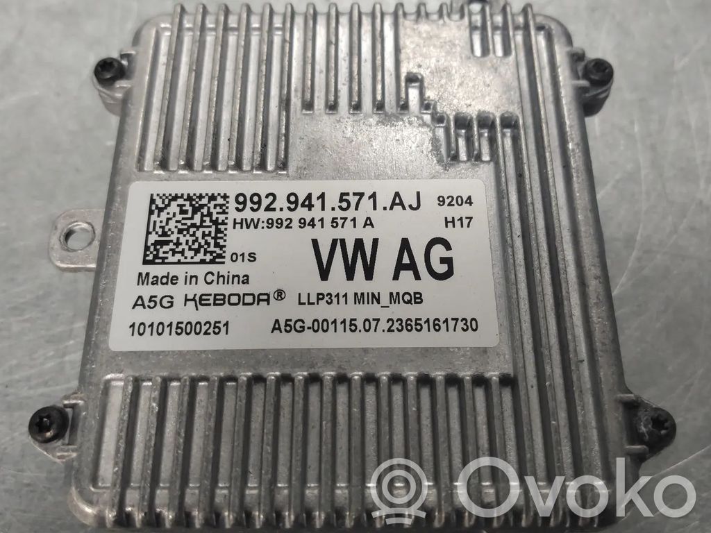 Module d'éclairage LCM   992941571AJ