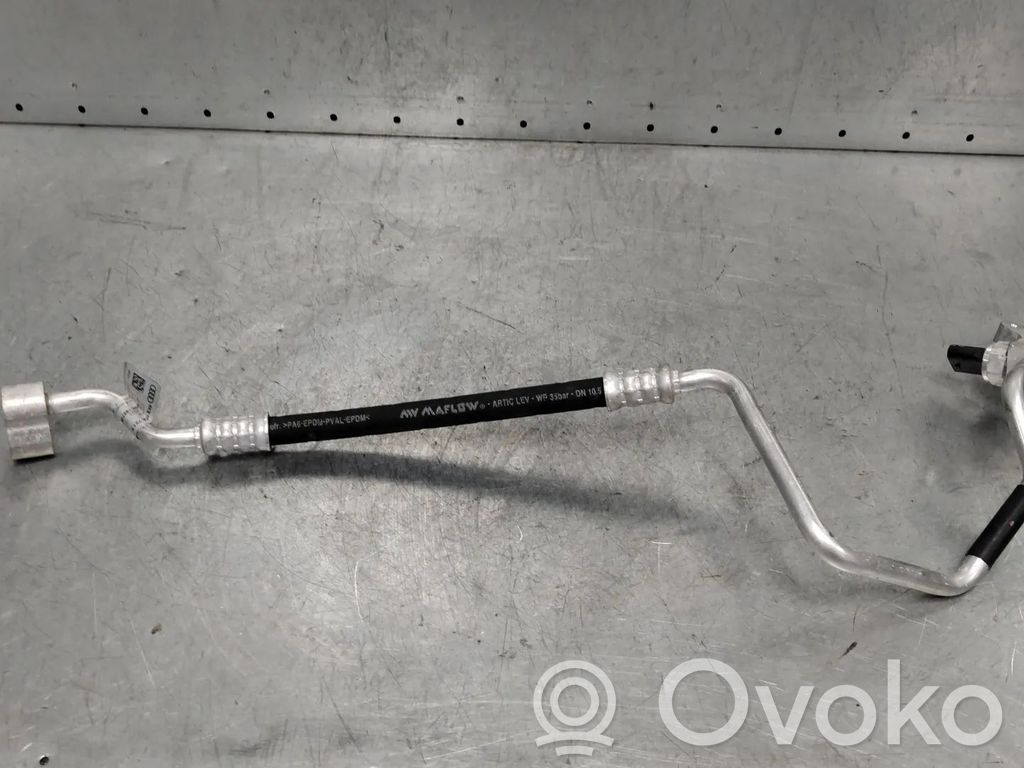 Audi e-tron Ilmastointilaitteen putki (A/C) 