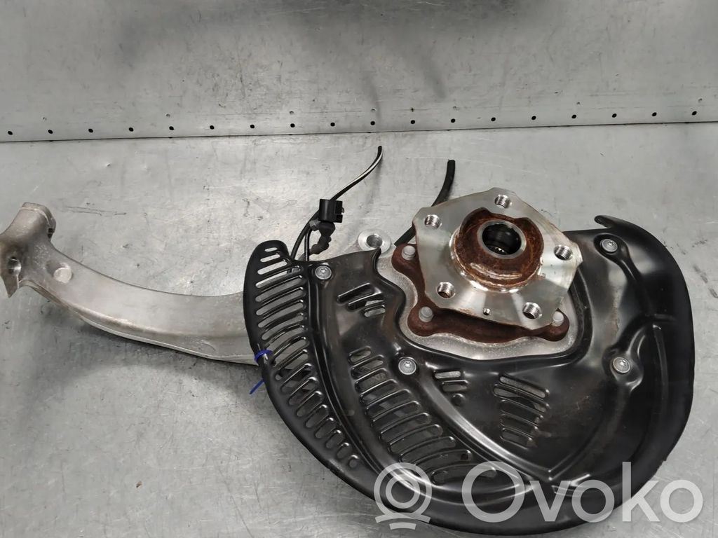 Achsschenkel vorne   4M0407241K,4M0407253K,4M0407559