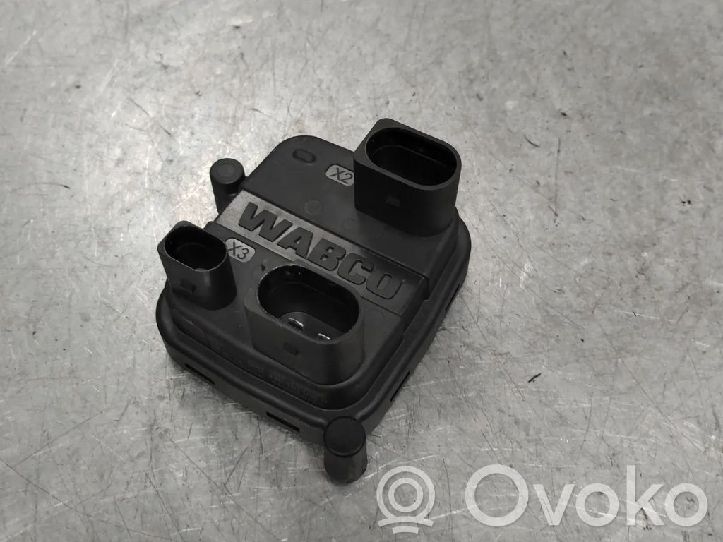 Suspension control unit/module   4M0907778