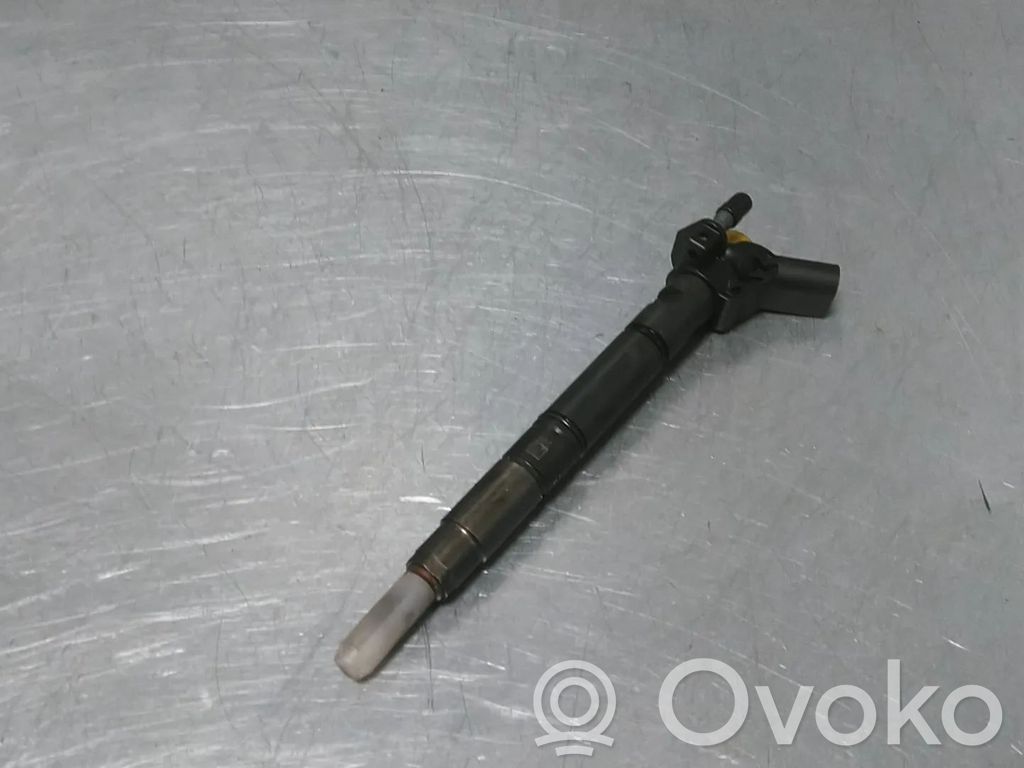 Audi Q8 Fuel injector 