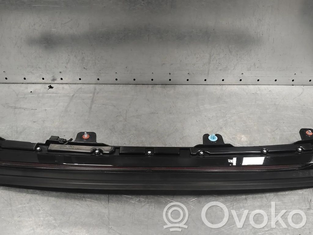KIA EV6 Kolmas/lisäjarruvalo 