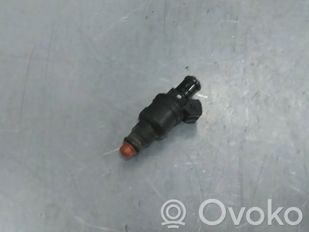 Audi A8 S8 D2 4D Polttoainesuutin 