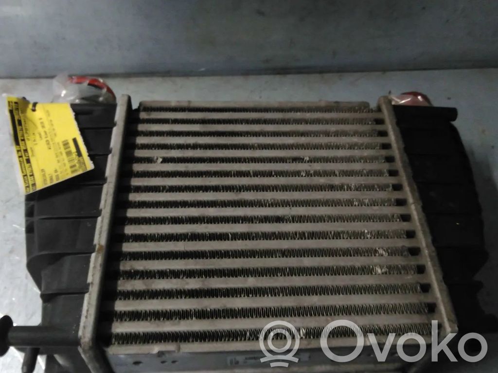 Intercooler radiator   8200471885,8200471885B