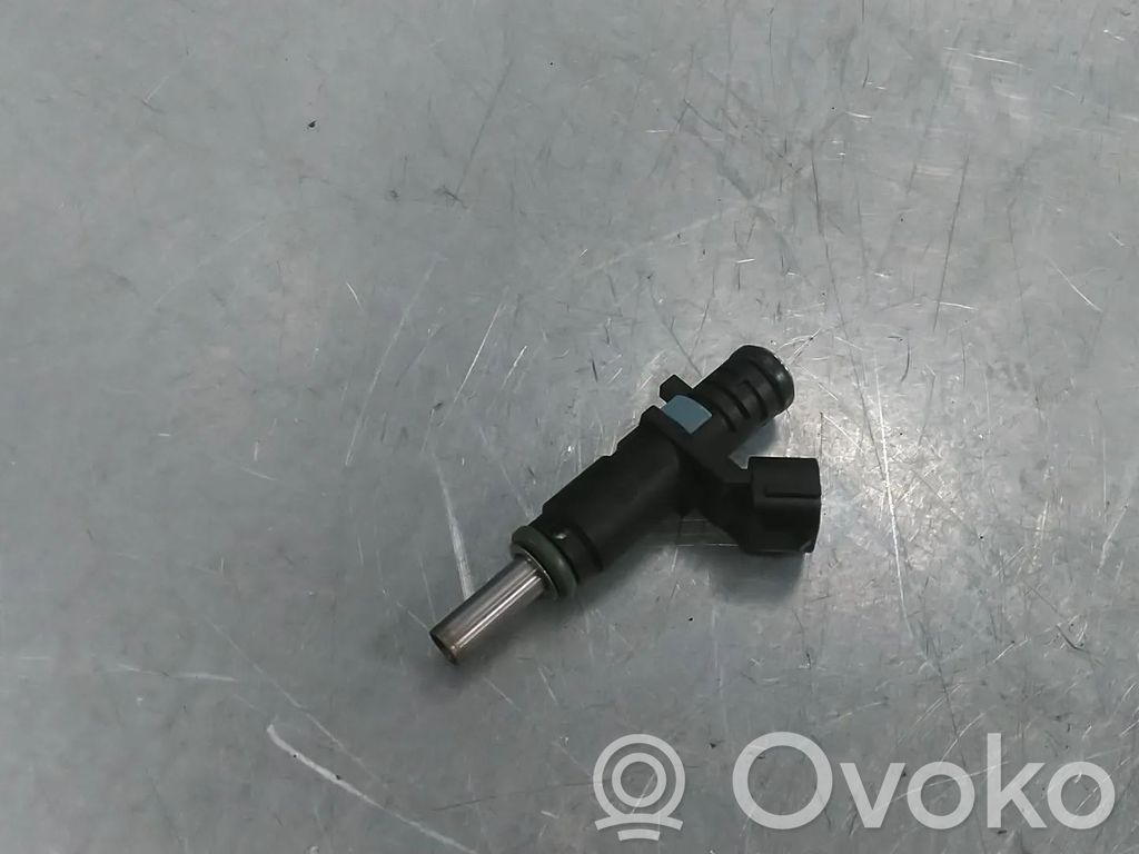 Volkswagen Jetta VI Injector combustibil 
