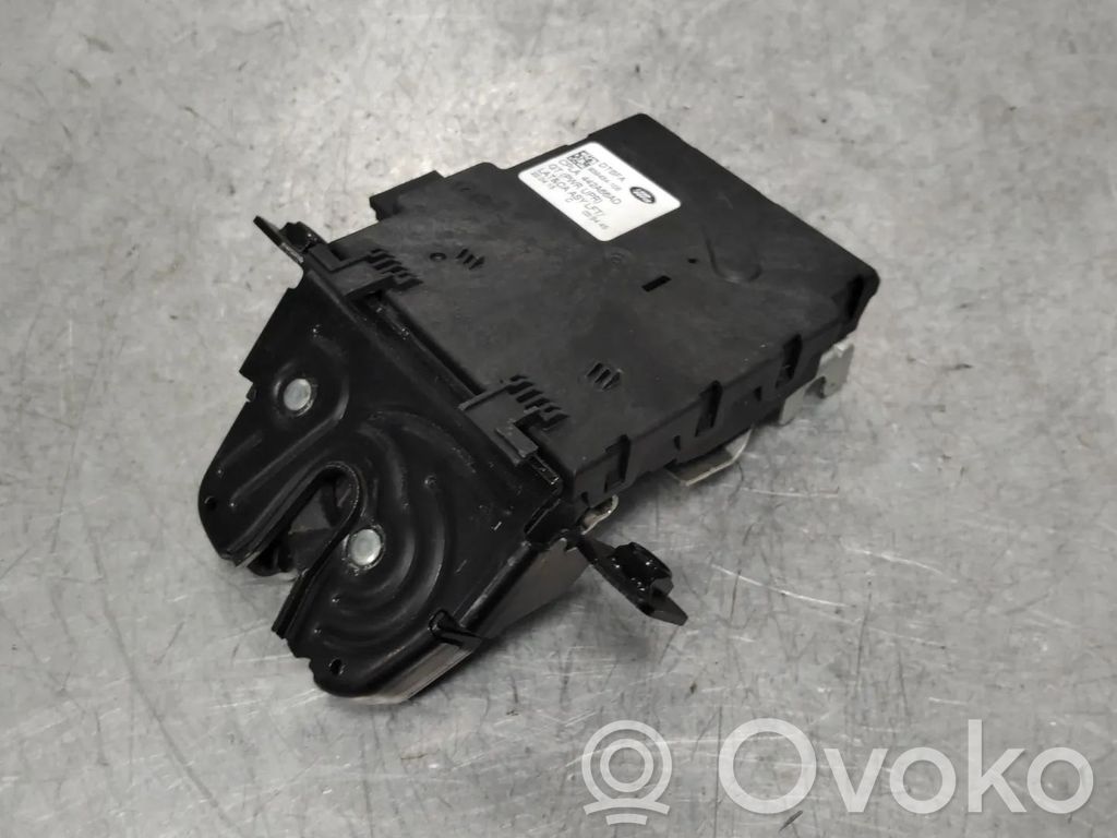 Jaguar XE Tailgate/trunk/boot lock/catch/latch 